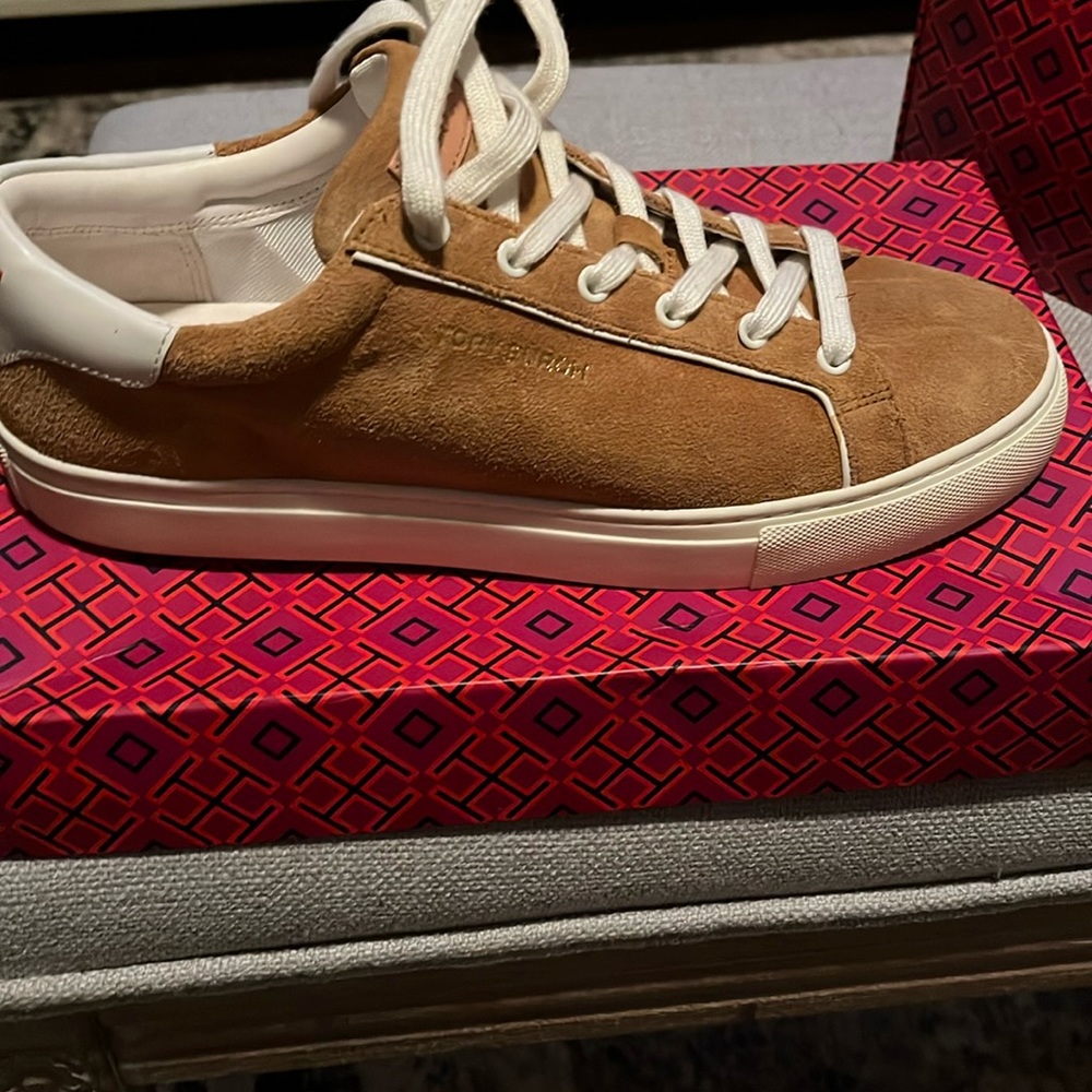 Tory Burch Sneakers